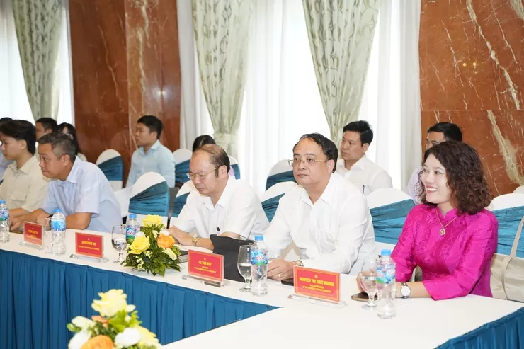 H&agrave; Nội đ&oacute;n đo&agrave;n đại biểu quốc tế dự lễ vinh danh hai l&agrave;ng nghề thủ c&ocirc;ng s&aacute;ng tạo thế giới- Ảnh 4.