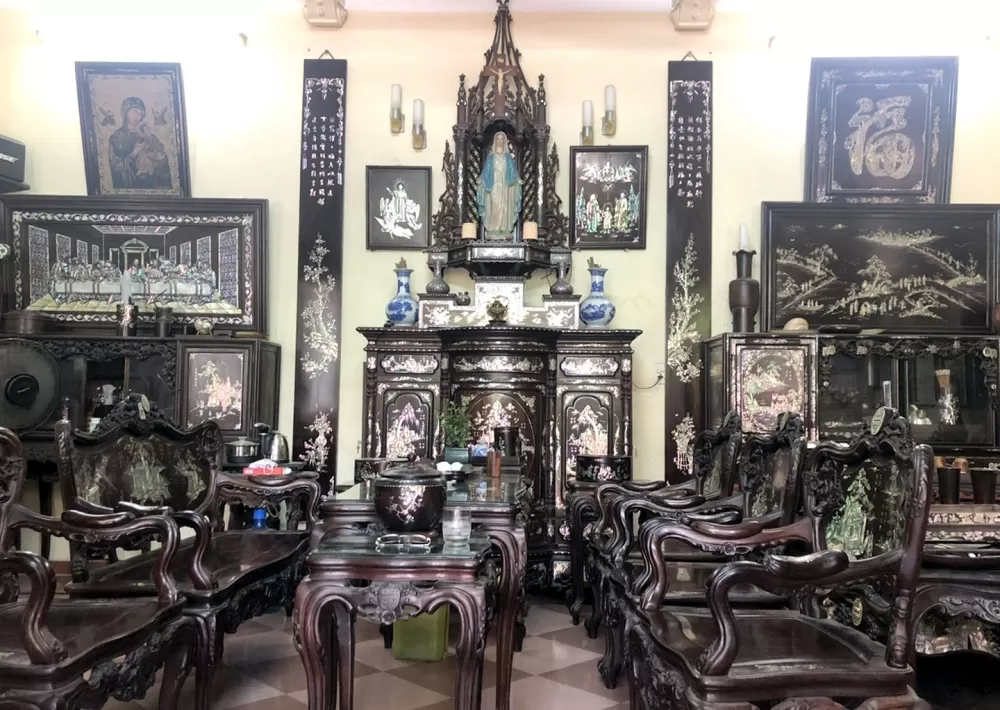 Đồ khảm trong nhà