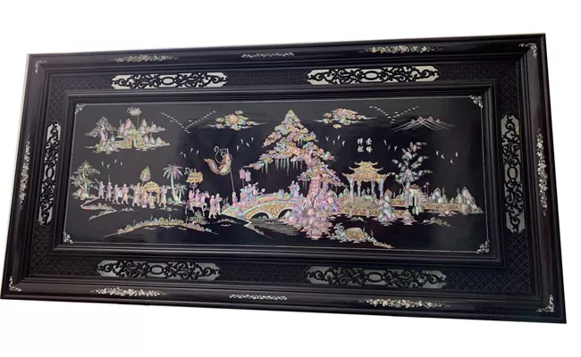 Tranh khảm ốc vinh quy bái tổ