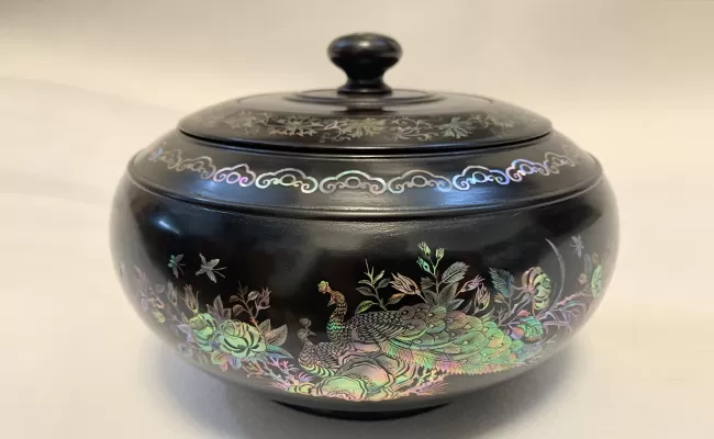 Tráp tròn gỗ trắc